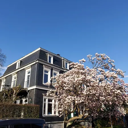 Проживание в семье Heideschloesschen In Wuppertal-cronenberg Вупперталь